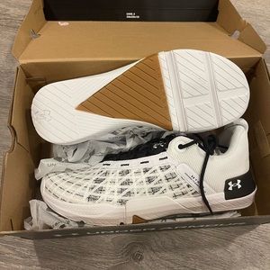 Under Armour Running shoes